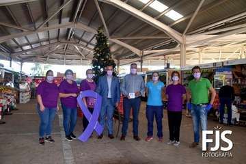 El Mercado de Telde visibiliza su compromiso contra la violencia de género/Francisco Javier Santana.